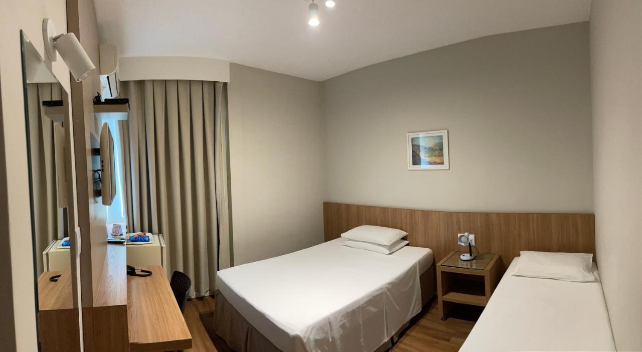 Real Hotel Sete Lagoas Buitenkant foto
